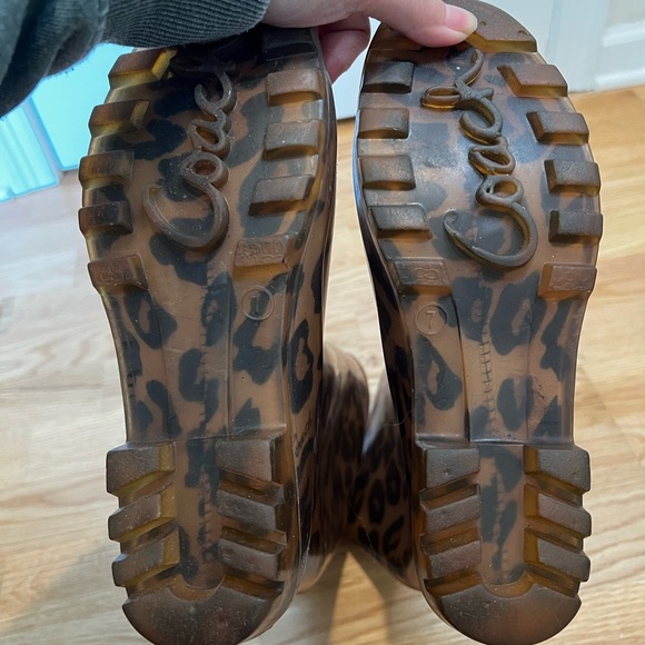 Coach Leopard Print Women's Rain Boots Size 7 - Picture 8 of 8